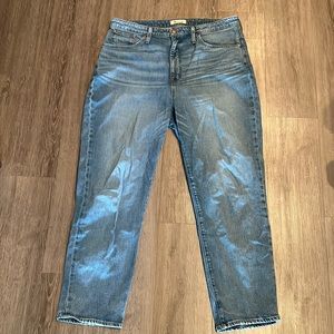 Madewell Curvy Classic Straight Jeans